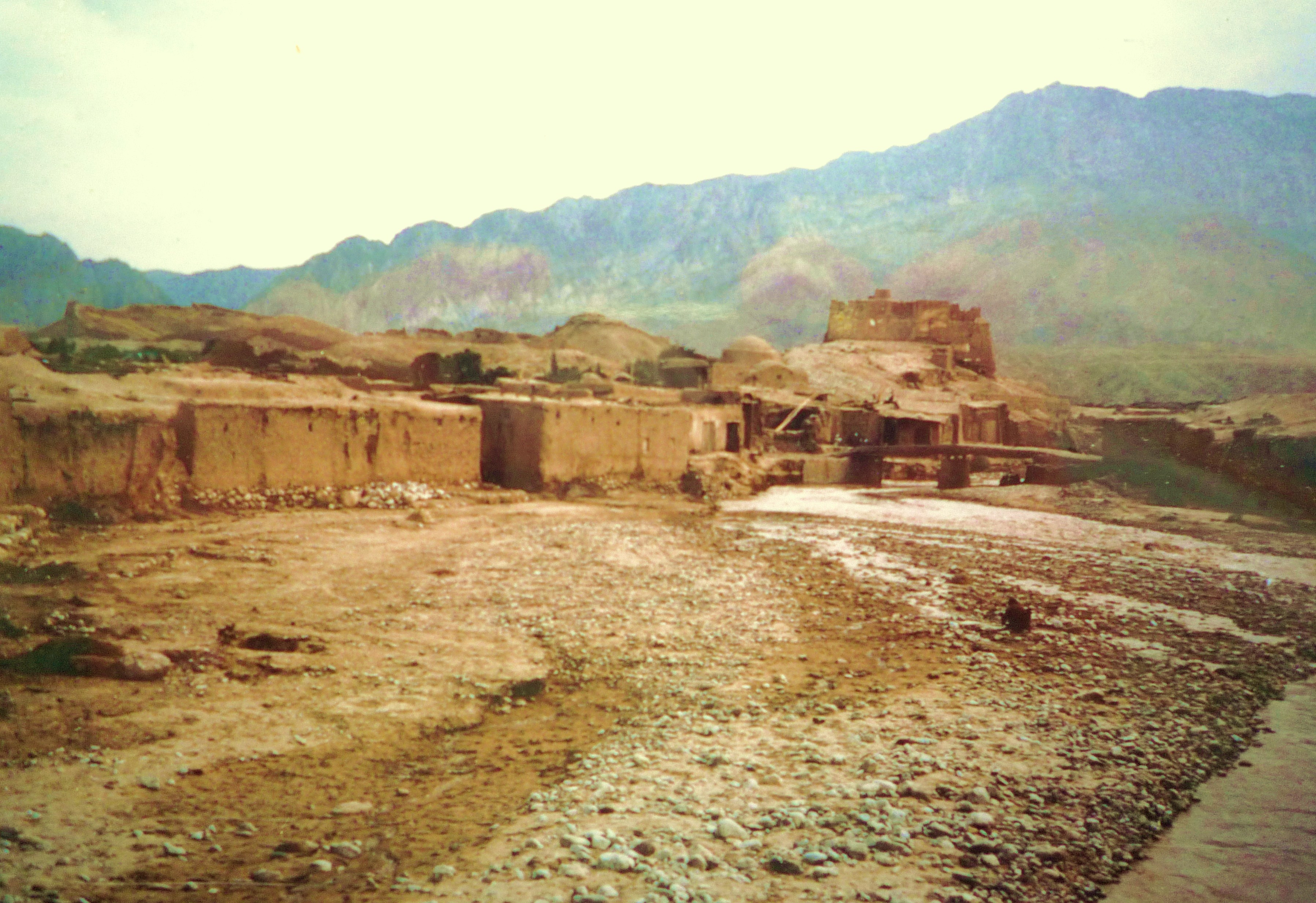 Photo de Tash Qurghan, Afghanistan, copyright Ph. Gouin, 
					Ai Khanum, Afghanistan.